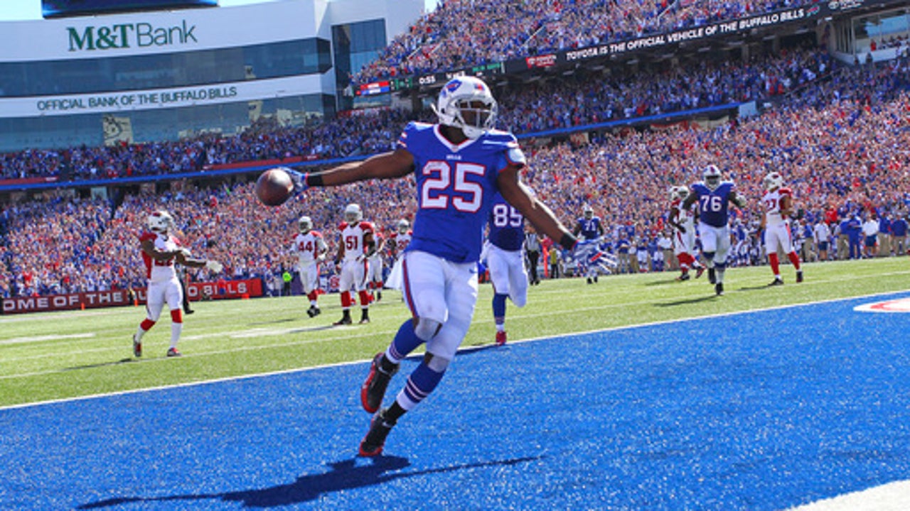 New formations help Bills' LeSean McCoy find his footing